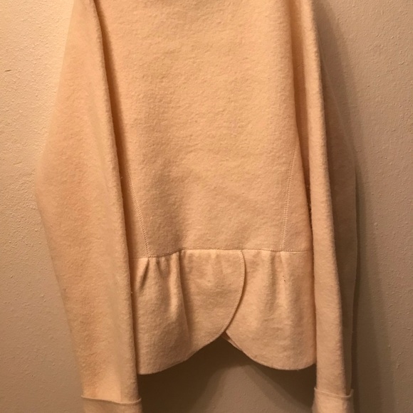 August Silk jacket more like winter white. - Picture 4 of 4